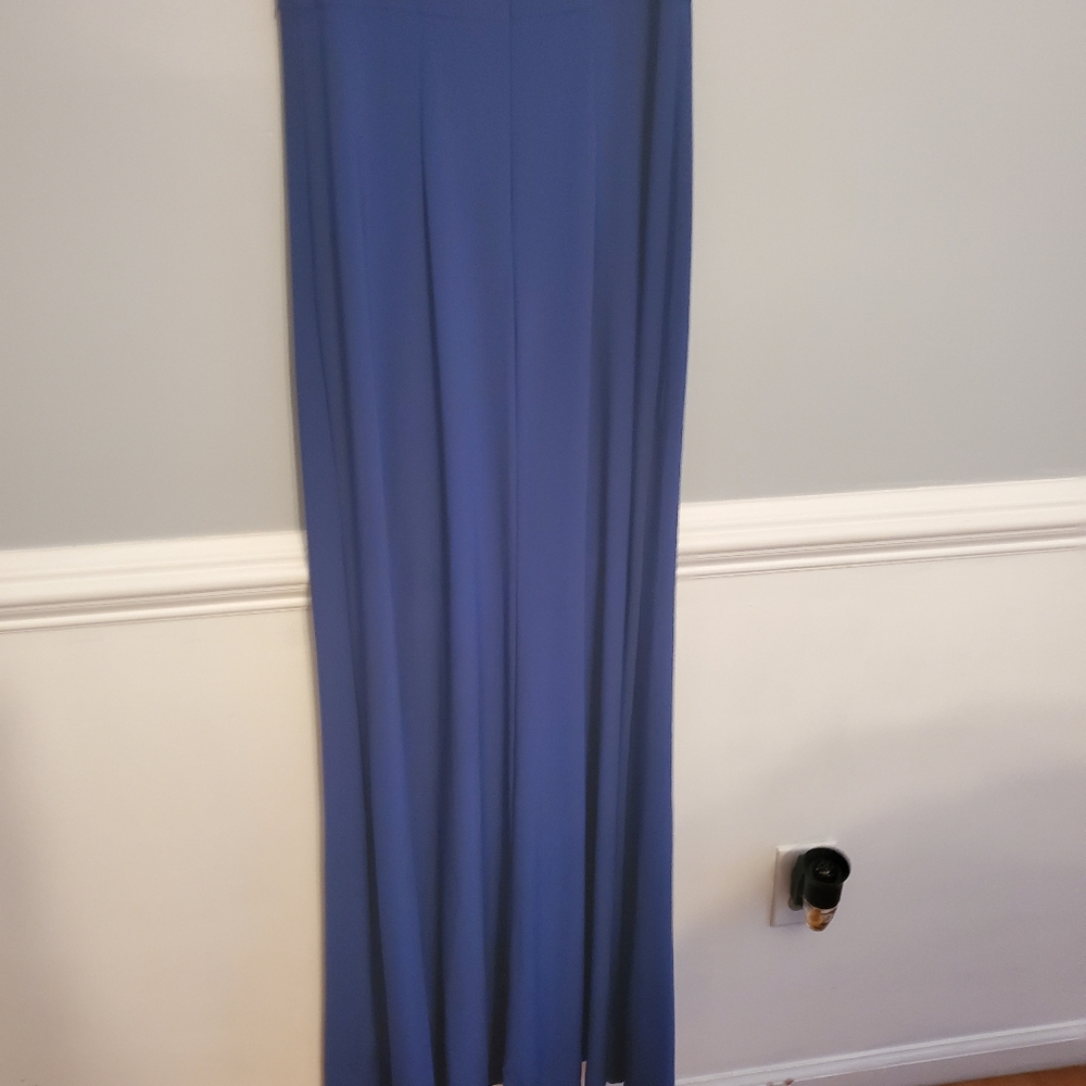 Formal gown - Picture 5 of 6